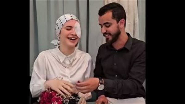 عوض ربنا.. أول صور من خطوبة البلوجر سارة محمد