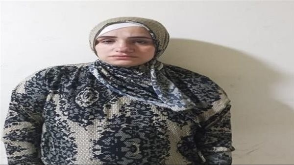هيستيريا الترند.. محتوى فاضح وممارسات شاذة فمن يحمي الأطفال والشباب من آثارها المدمرة؟