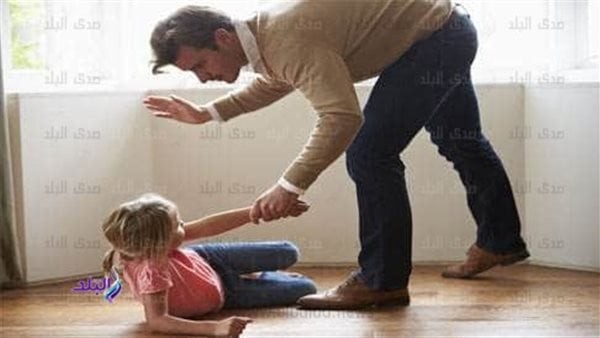 الطفل لا يولد عنيفا.. استشاري يوضح أسباب هذا السلوك