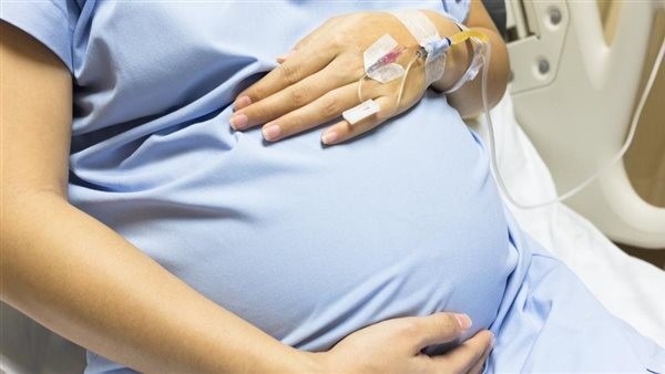 حقيقة إجبار السيدات على تركيب اللولب بعد عملية الولادة القيصرية
