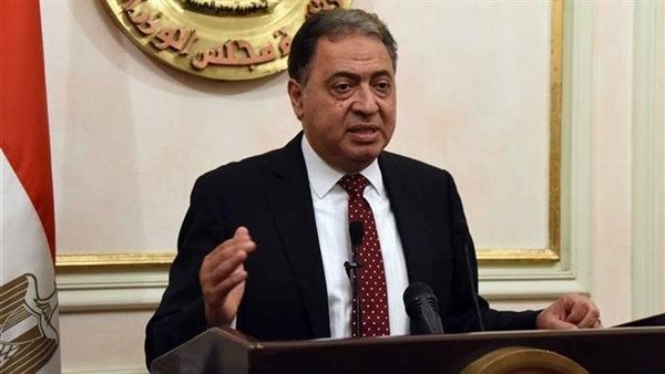 بعد وفاته بأزمة قلبية، 11 معلومة عن أحمد عماد وزير الصحة الأسبق وأهم قراراته