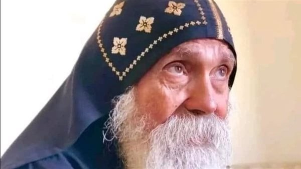 تشييع جثمان الراهب القمص بيشوي الأنبا بولا بديره بالبحر الأحمر
