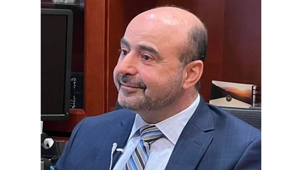 برنامج "من ثمارهم تعرفونهم" يستضيف الدكتور هيثم رياض اخصائى القلب المعروف فى امريكا