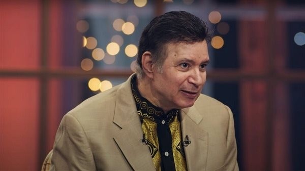 أول صورة لإيمان البحر درويش على فراش المرض، وتعليق حزين لابنته