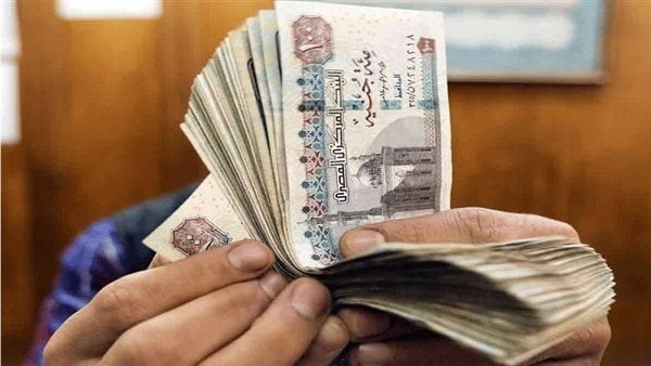 بعد زيادة المرتبات والمعاشات.. بكرى يطالب بتقديم هؤلاء للمحاكمة العسكرية