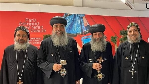 الأنبا بيجول يصل فرنسا في زيارة رعوية