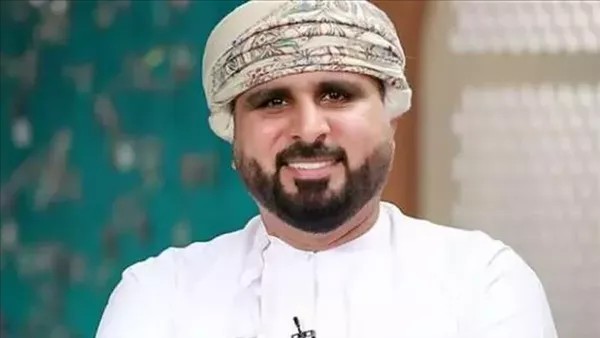 خليل البلوشي.. تفاعل مع معلق تتويج الأهلي بلقب "نصف الأرض" (فيديو)