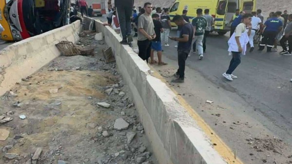 مصرع 12 وإصابة 40.. مصادر تكشف ارتفاع حصيلة ضحايا حادث طلاب جامعة الجلالة