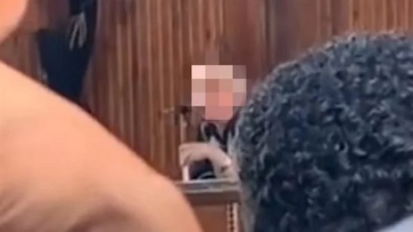 إسماعيل حسني عن فيديو الالفاظ الخارجة بحقوق المنوفية : لما مستوى أساتذة الجامعة يصل إلى هذا الحضيض قول على البلد السلام