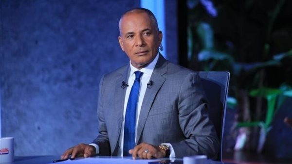 أحمد موسى يكشف تفاصيل محاولة إسرائيلية لإغراء شيوخ سيناء بالمال (فيديو)