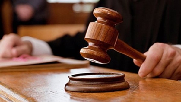 السجن المشدد 15 عاما للمتهم بهتك عرض بناته بالتجمع