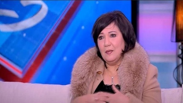 نجيب جبرائيل يطالب بمحاكمة عايدة رياض.. تهين المسيحية وتحرض على الزواج العرفي