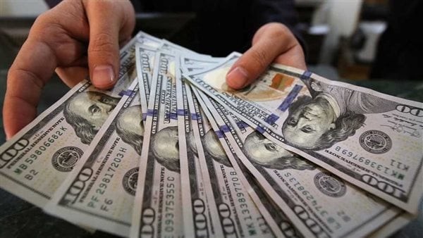 49 جنيها رسميا في البنوك المصرية.. ارتفاع كبير في سعر صرف الدولار مقابل الجنيه