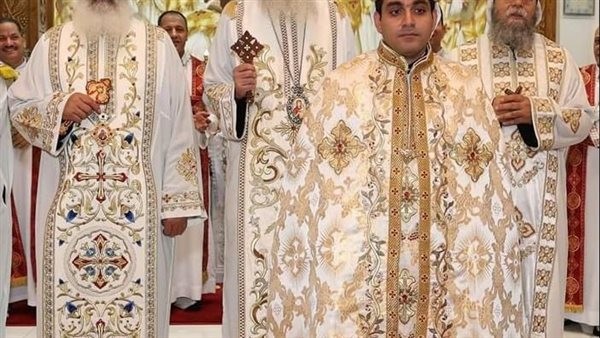 سيامة الشماس د. ماريو مجدي ملاك قسيسًا في الكويت باسم القس يوسف