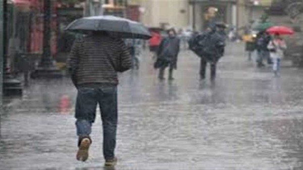 الأمطار تضرب القاهرة.. بيان عاجل بشأن حالة الطقس الآن: «احذروا حوادث الصعق»
