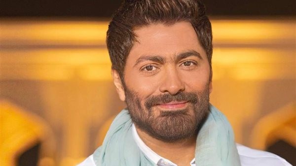 تامر حسني يساند شيرين بعد جدل حفل الكويت: ارحموا من في الأرض يرحمكم من في السماء