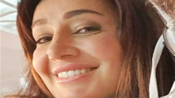 حلا شيحة في كواليس «إمبراطورية ميم» .. والجمهور يُعلق : «مترجعيش تقولي شيلوا صوري»