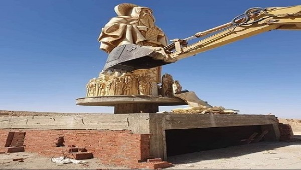 ازمة تمثال الانبا أنطونيوس
