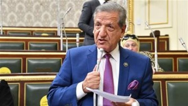 فخري الفقي: تراجع سعر الدولار إلى 45 جنيها خلال أشهر قليلة .. فيديو