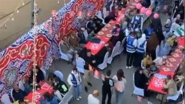 على غرار "المطرية"|شاهد مائدة إفطار السيدة نفسية تسع لـ 3 آلاف صائم
