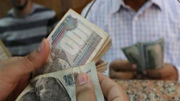لماذا خفضت الحكومة سعر الفائدة على أذون الخزانة لأقل مستوى في 6 أشهر؟
