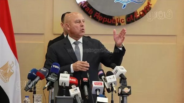 كامل الوزير يبرر القروض: الفلوس هترجعلنا بعد 15 سنة (فيديو)