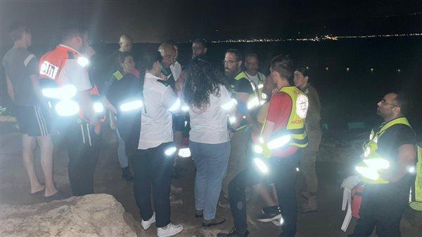 غضب الله، البحر الميت يبتلع عشرات المستوطنين أثناء احتفالهم على الشاطئ (فيديو)