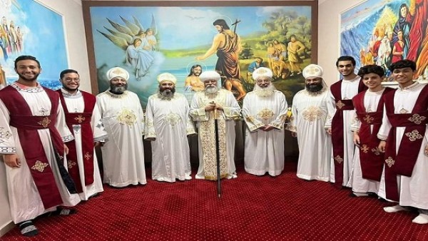 أسقف الزقازيق يدشن معمودية كنيسة الصليب بأرض الفرح
