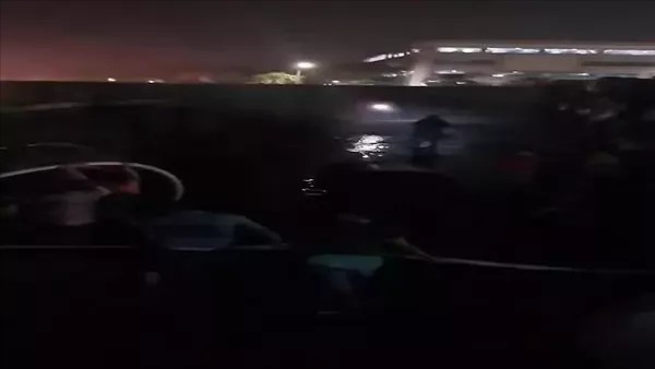 حريق هائل بمصنع كرتون بالمنطقة الصناعية في العاشر من رمضان (فيديو وصور)