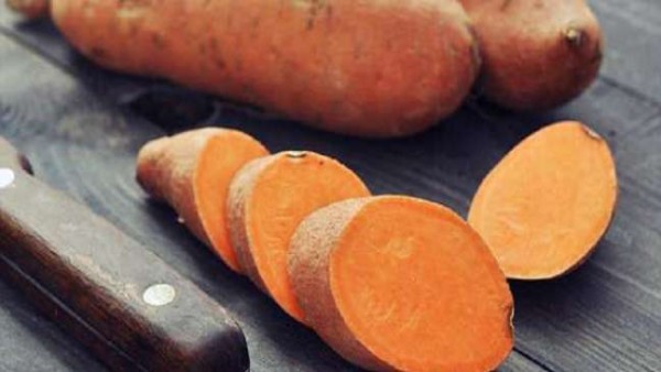فوائد البطاطا الحلوة.. كنز صحي يقى من أمراض العيون وغني بفيتامين سي