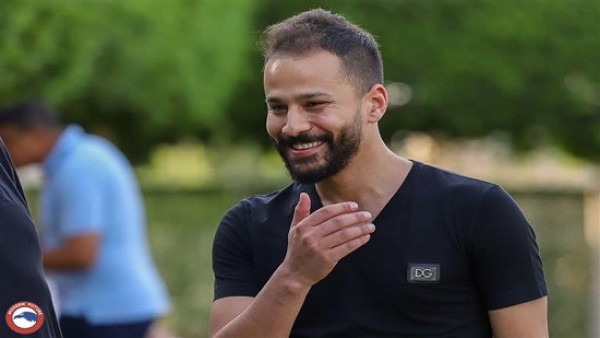 فيديو .. نادر شوقي : الراحل احمد رفعت كان تعرض لضغوط نفسية .. تفاجأ لما راح الوحدة الإماراتي ان التصاريح لم تنتهي .. جالي 50 تليفون عشان ماجيش البرنامج