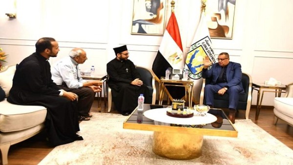وفد بازيليك سيدة السلام الكاثوليك يهنئ محافظ جنوب سيناء الجديد بمنصبه وبعيد رأس السنة الهجرية