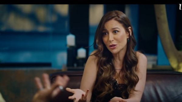 منة شلبي: متمناش اتجوز واحد زي أبويا أبدا لأنه كان مزواج
