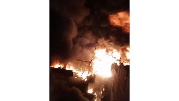 تفحم 4 منازل في حريق قُرب دير القديس سمعان بمنشية ناصر (فيديو)