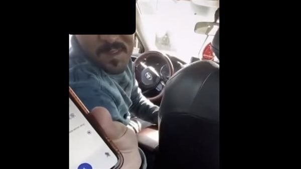 صرخت فيه لتصرفاته غير اللائقة، سائق شرم الشيخ المتهم بالتحرش يثير غضب المصريين