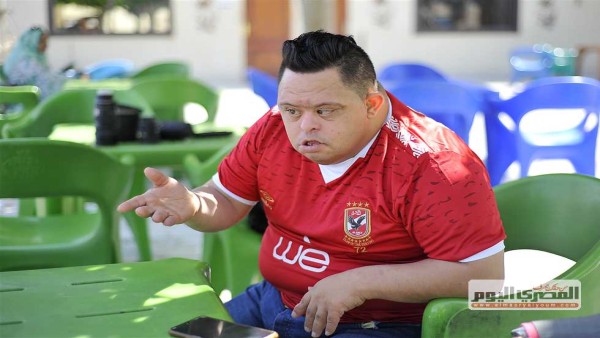 بعد تدهور حالة أمح الدولي.. أخصائية علاج طبيعي تكشف مخاطر «الطقطقة»