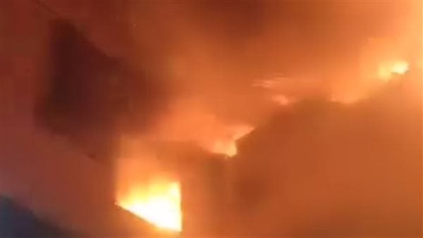 إصابة شاب بحروق بحادث اشتعال النيران في عدد من منازل بمنطقة الزرايب