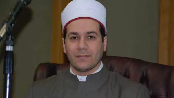 مظهر شاهين يهاجم منتقدي زواج إيناس الدغيدي: فلتخرس ألسنة الساخرين