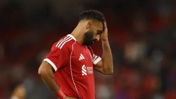 حذف صورته| محمد صلاح غاضب ودوري روشن يترقب وسلوت عامل من بنها