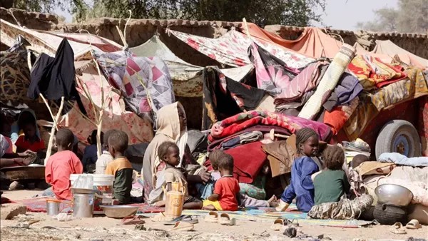 اليونيسف تحذر من كارثة إنسانية تهدد 130 ألف طفل في الفاشر بالسودان