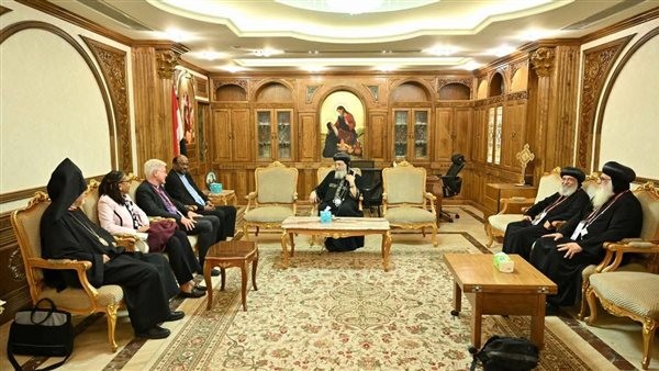 البابا تواضروس يستقبل وفد مجلس الكنائس العالمي في وادي النطرون