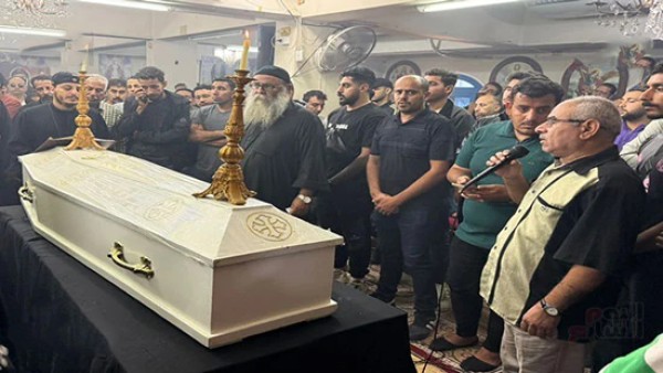 صلاة جنازة المصور كيرلس صلاح من كنيسة الأنبا موسى ببرقاش