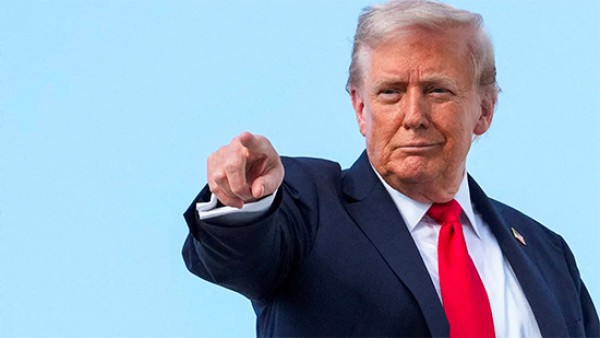 ترامب: يُقت*ل آلاف المسيحيين في نيجيريا على يد المتطرفين.. ونحن جاهزون وقادرون على إنقاذ مسيحيينا حول العالم