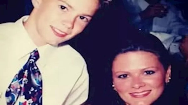 واقعة غريبة.. أم تكتشف جثة ابنها معروضة داخل متحف وهذا ما حدث