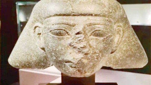 هولندا تعيد إلى مصر قطعة أثرية عمرها 3500 عام
