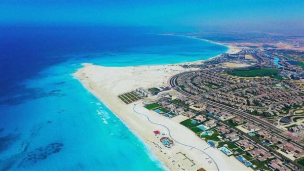 هل تكون مثل رأس الحكمة؟ الحكومة تٌعلن صفقة استثمارية كبرى بين مصر وقطر قريبًا (التفاصيل كاملة)