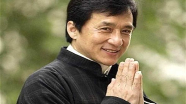 حقيقة وفاة النجم العالمي جاكي شان (تفاصيل)