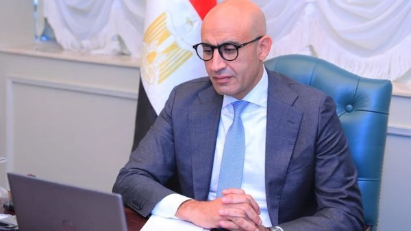 التعليم تحقق في واقعة حبس طالبة بمدرسة بالتجمع بسبب المصروفات|ماذا حدث؟