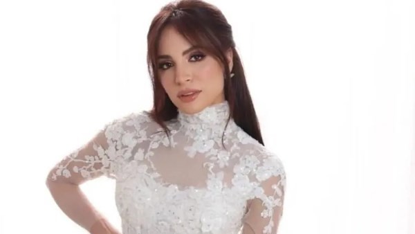 بيقضوا شهر العسل في باريس زواج النجمة آمال ماهر من رجل الأعمال المصري علي محجوب