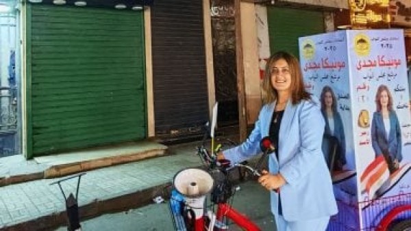 مونيكا مجدى مرشحة لانتخابات مجلس النواب تجوب دائرة شبرا بالدراجة